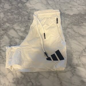 adidas Men's 5” ZNE short, Small